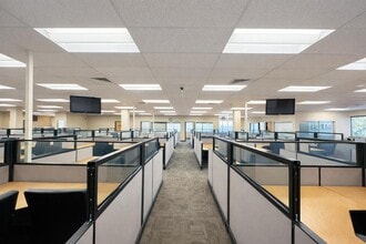 19601 N Black Canyon Hwy, Phoenix, AZ à louer Photo intérieure- Image 1 de 6