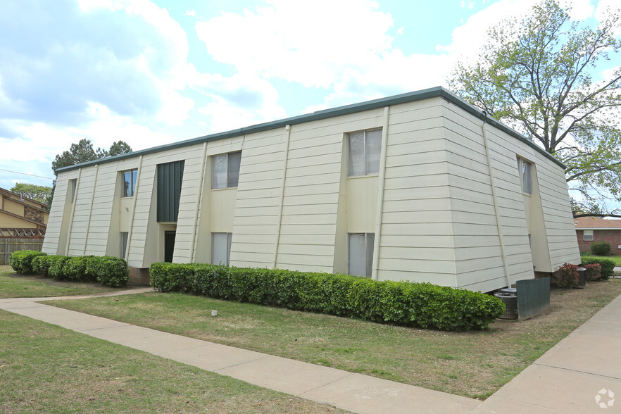 919 S Mission St, Sapulpa, OK for sale - Building Photo - Image 1 of 1