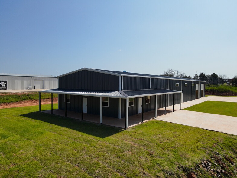 11770 Black Sand Dr, Edmond, OK for sale - Primary Photo - Image 1 of 20