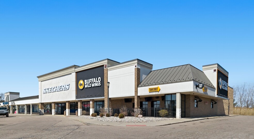 3192 S Linden Rd, Flint, MI for lease - Building Photo - Image 3 of 6