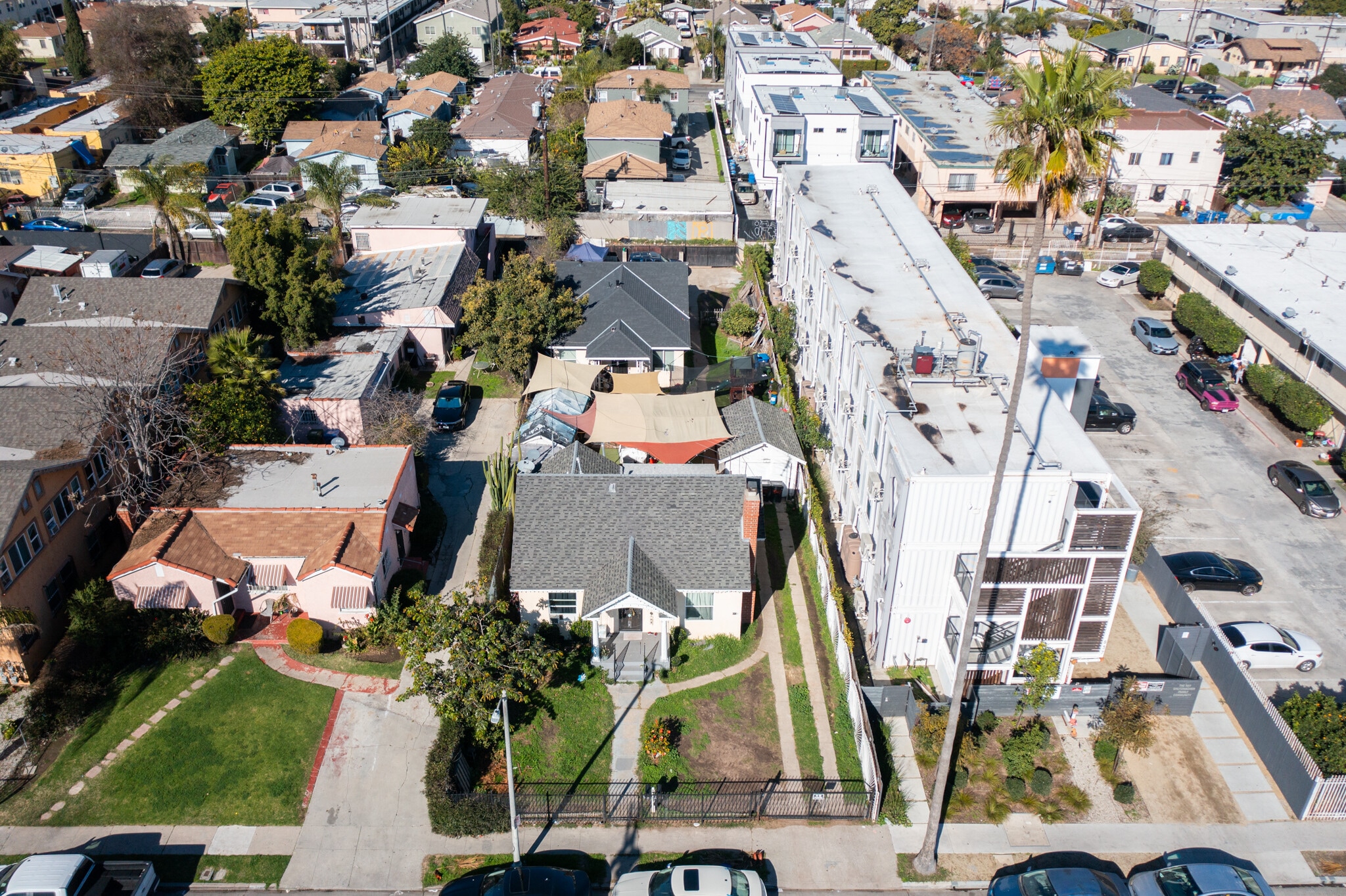843 W 82nd St, Los Angeles, CA for sale Primary Photo- Image 1 of 10