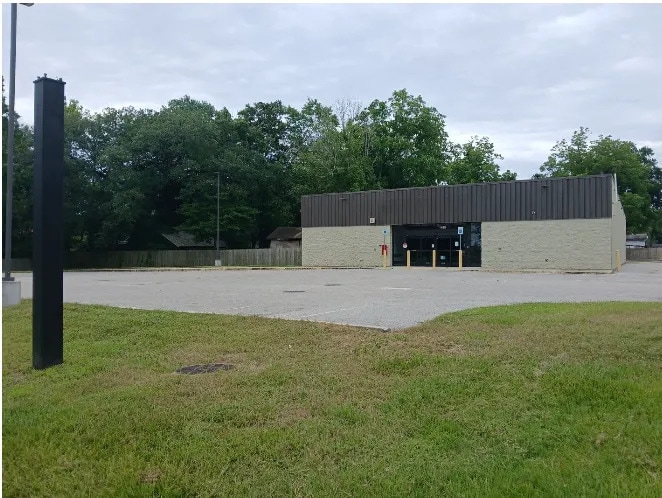 1498 N Wilson Ave, Mobile, AL à louer - Photo du bâtiment - Image 2 de 2