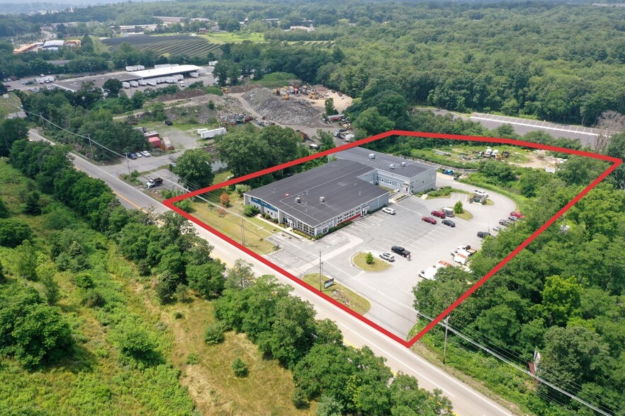 697 Hartford Tpke, Shrewsbury, MA for lease - Primary Photo - Image 1 of 7