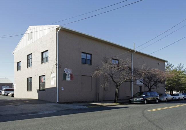 More details for 118-120 Sandford St, New Brunswick, NJ - Retail for Lease