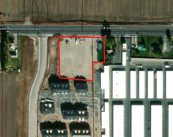 1908 E Lincoln Rd, Idaho Falls, ID à vendre Photo principale- Image 1 de 10