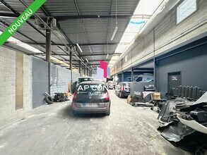 Industriel dans Porcheville à vendre Photo du bâtiment- Image 2 de 6