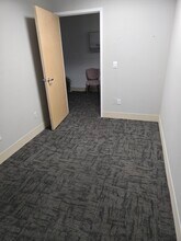 24880 Burnt Pine Dr, Bonita Springs, FL à louer Photo du bâtiment- Image 2 de 2