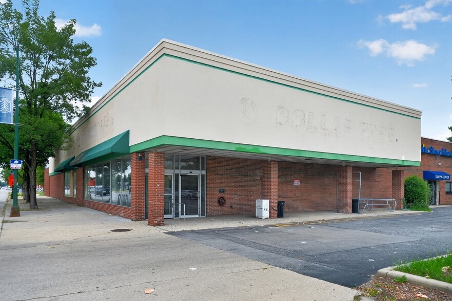8721 S Stoney Island Ave, Chicago, IL for lease - Building Photo - Image 1 of 22