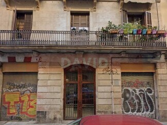 Plus de détails pour Multi-résidentiel à vendre