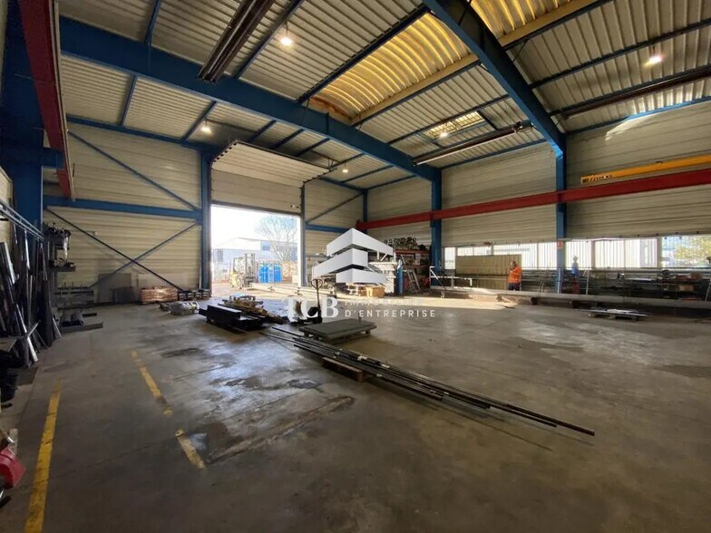Flex dans Thouaré-sur-Loire à louer - Photo du bâtiment - Image 3 de 12
