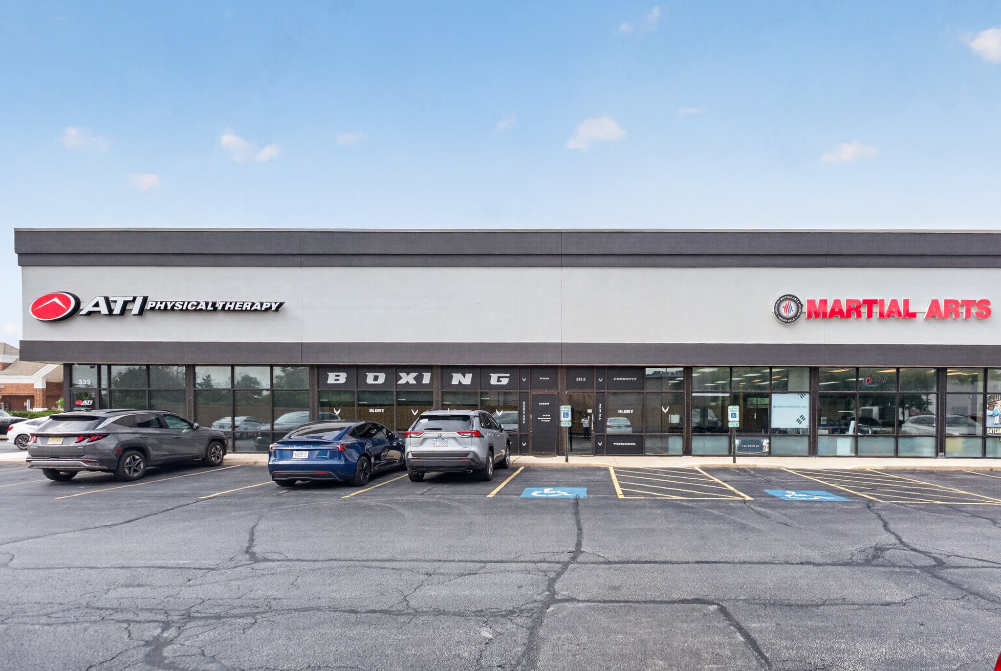 315-335 Irving Park Rd, Wood Dale, IL for lease Building Photo- Image 1 of 10