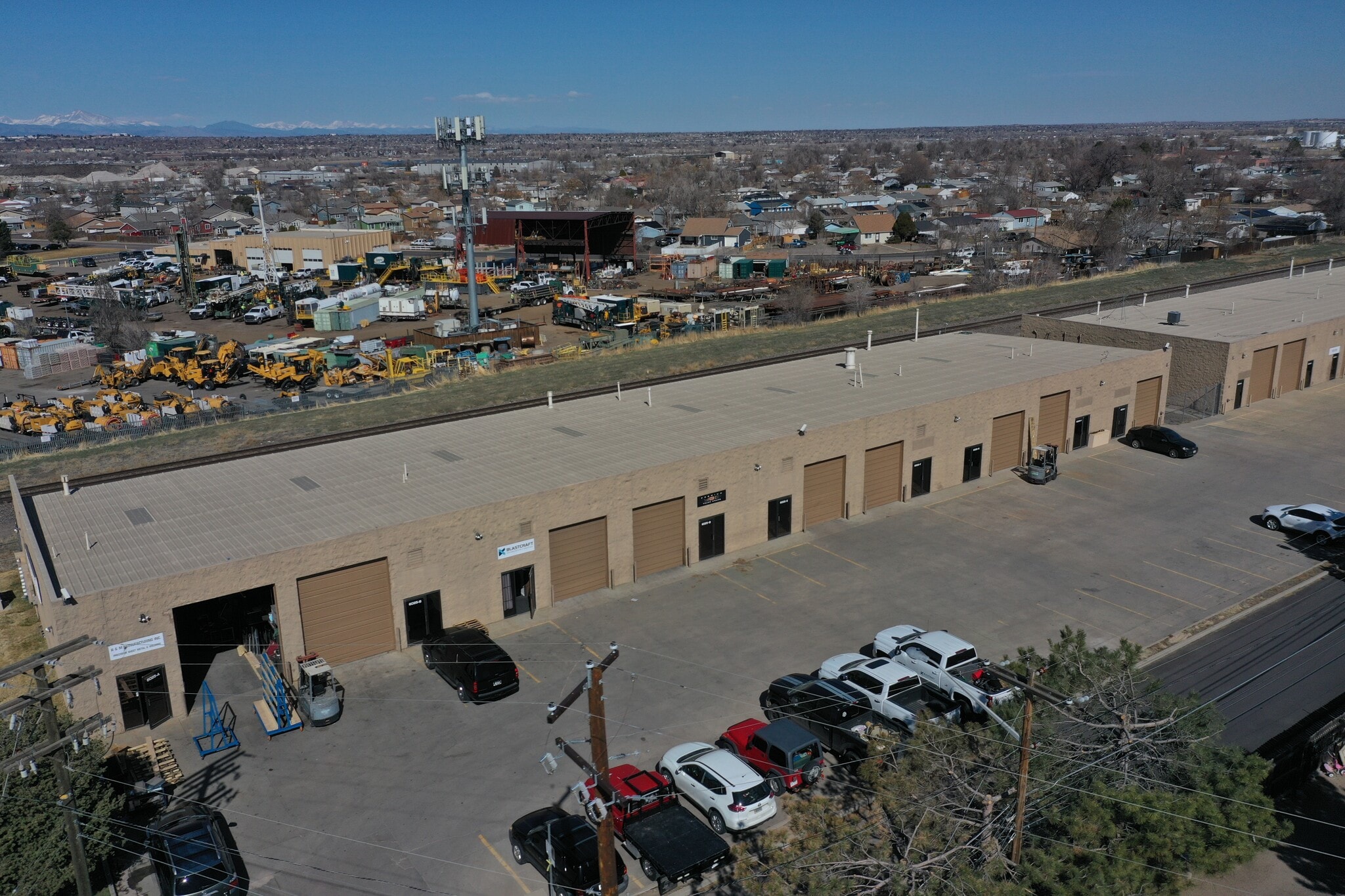 6025 E 76th Ave, Commerce City, CO for lease Primary Photo- Image 1 of 17