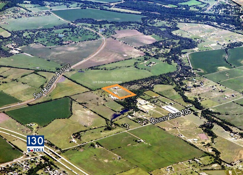 2051 CR 105 portefeuille de 3 propriétés à vendre sur LoopNet.ca - Photo du bâtiment - Image 1 de 2