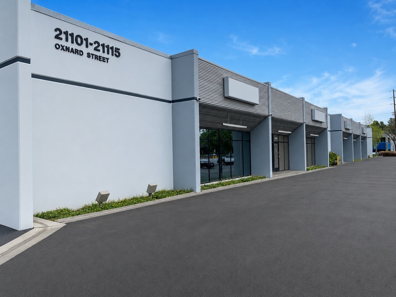 21101-21115 Oxnard St, Woodland Hills, CA for lease - Building Photo - Image 1 of 7