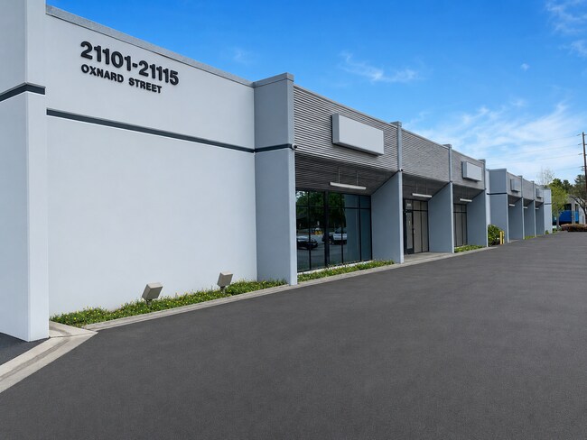 More details for 21101-21115 Oxnard St, Woodland Hills, CA - Flex for Lease