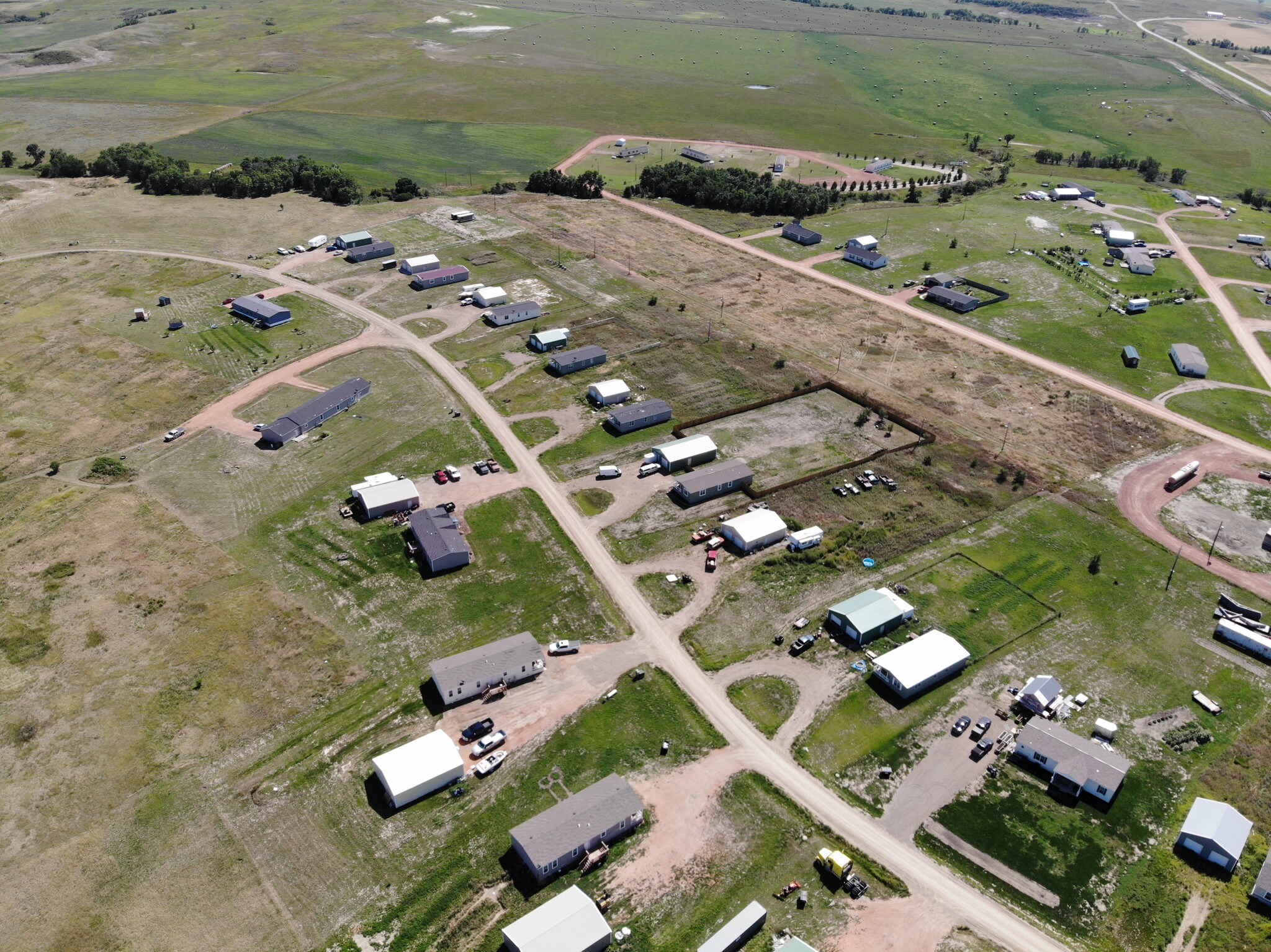 Longview Dr, Arnegard, ND for sale Primary Photo- Image 1 of 9