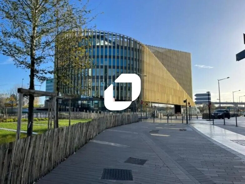 612 Rue De La Chaude Rivière, Lille à louer - Photo du bâtiment - Image 2 de 9