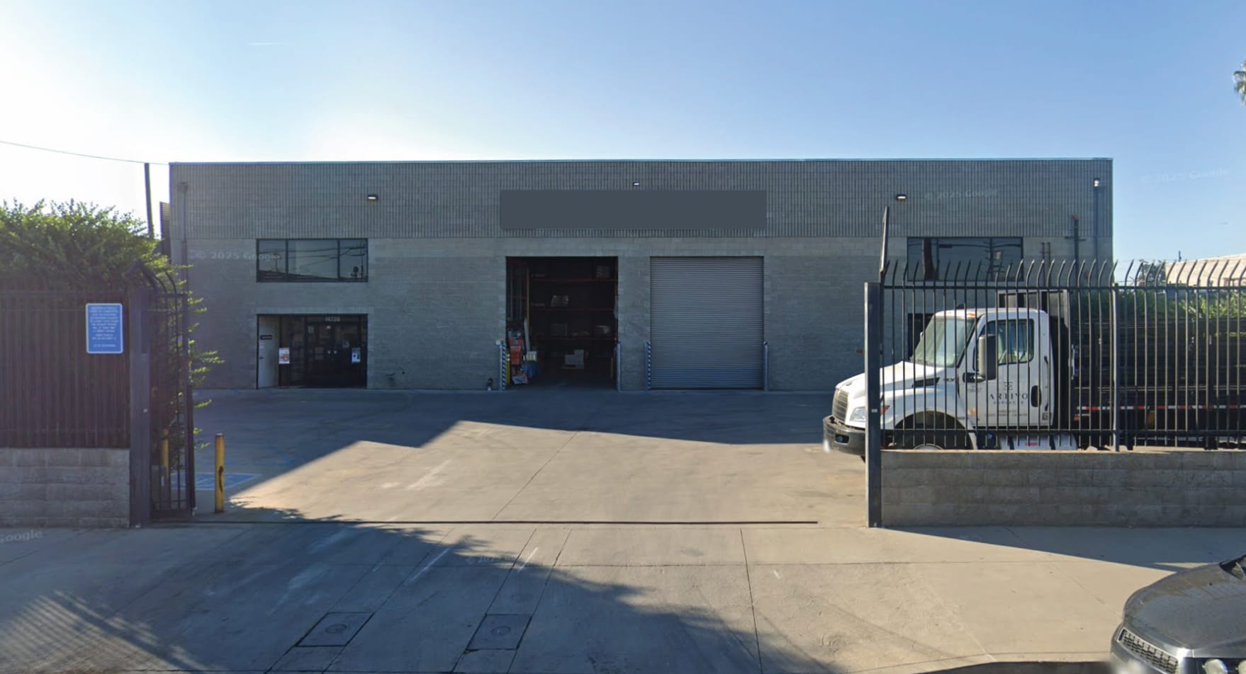 14736 Keswick St, Van Nuys, CA for lease Primary Photo- Image 1 of 8