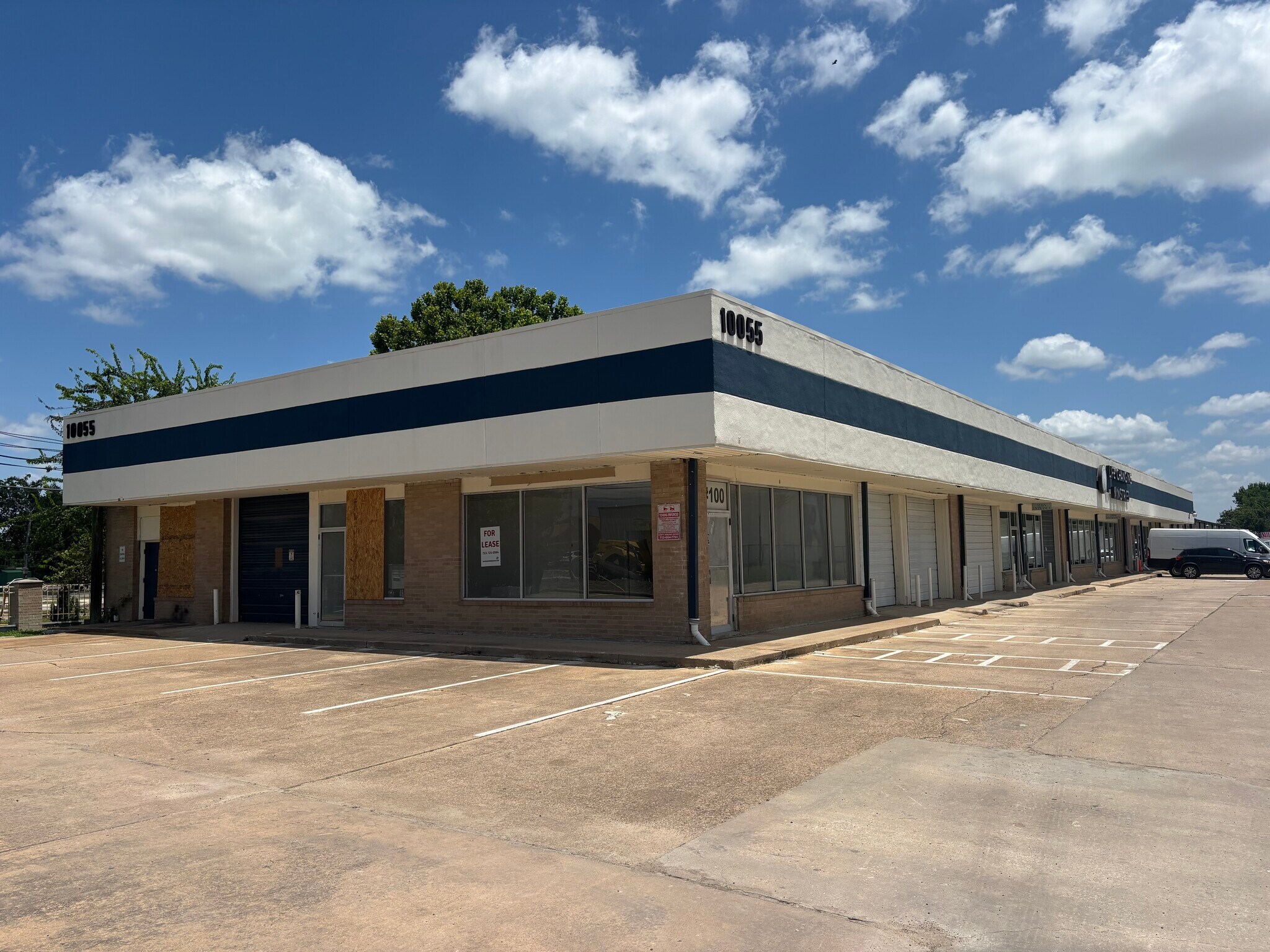 10055 Belknap Rd, Sugar Land, TX à louer Photo intérieure- Image 1 de 11