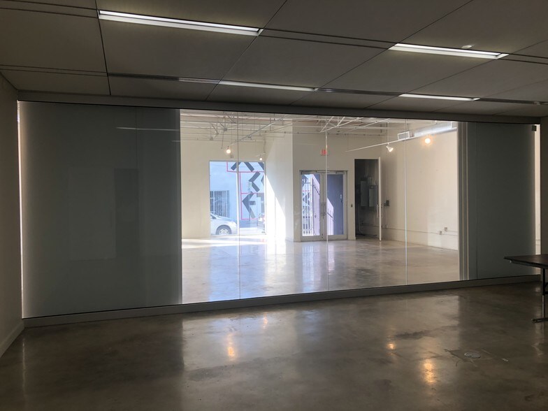 285 NW 26th St, Miami, FL à louer - Photo du bâtiment - Image 2 de 6