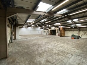 37 Grice St, West Bromwich for lease Interior Photo- Image 1 of 4