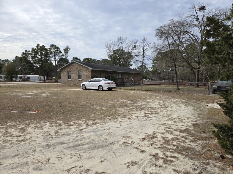 6108 Camden Rd, Fayetteville, NC for sale - Building Photo - Image 2 of 4