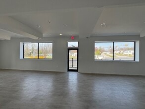 6653 Washington Blvd, Elkridge, MD à louer Photo intérieure- Image 1 de 3