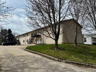 Plus de détails pour 601-605 W Orchard St, Macomb, IL - Multi-résidentiel à vendre