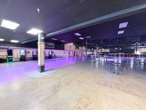 1305 SW Loop 410, San Antonio, TX à louer Photo intérieure- Image 2 de 13