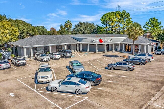 More details for 2750 W Main St, League City, TX - Retail for Sale