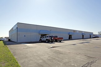 Plus de détails pour 1801 Susan Dr, Arlington, TX - Local d'activités à louer