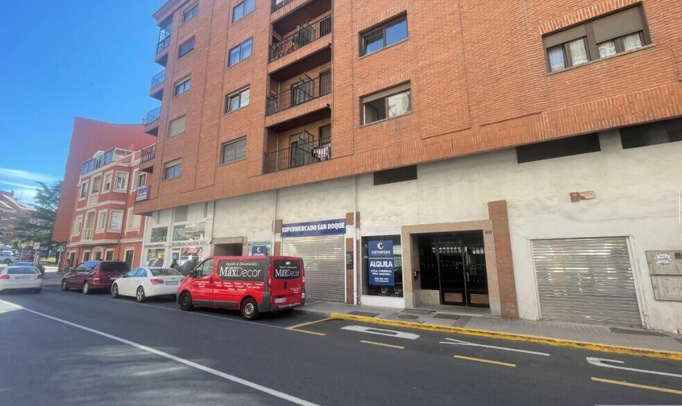 Paseo de San Roque, 40, Ávila, Ávila à louer - Photo du bâtiment - Image 2 de 2