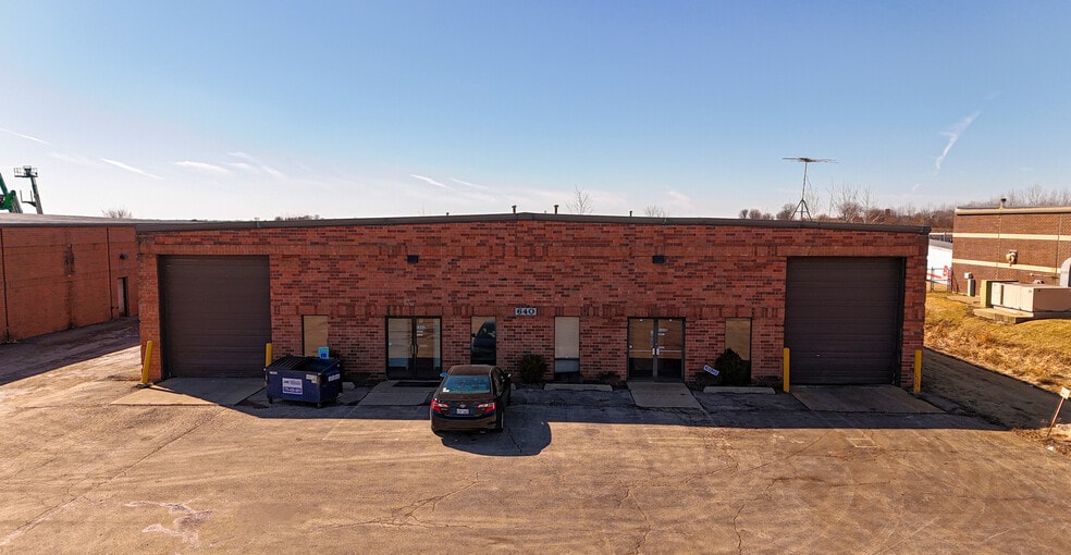 640 N Heartland Dr, Sugar Grove, IL for sale - Building Photo - Image 1 of 8