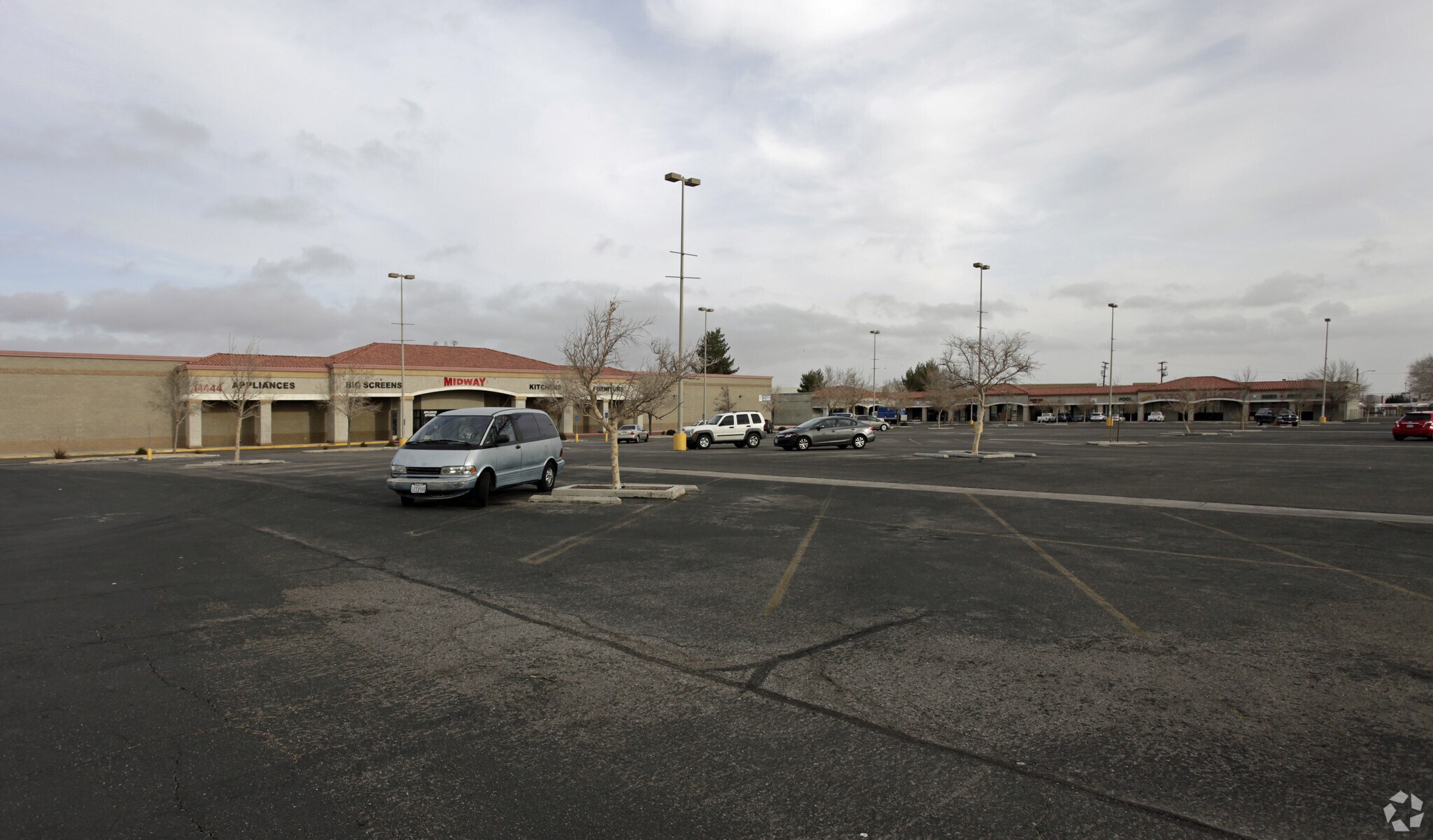 14444 Atstar Dr, Victorville, CA for lease Primary Photo- Image 1 of 4