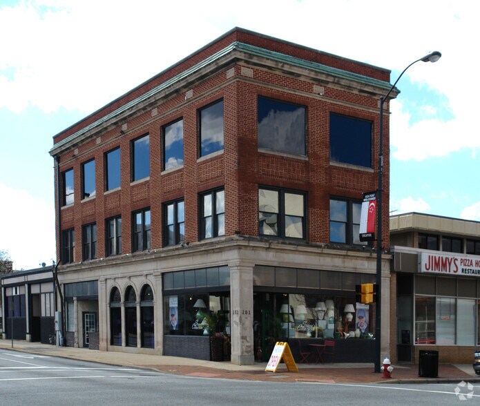 201 N Main St, High Point, NC for sale - Building Photo - Image 2 of 57