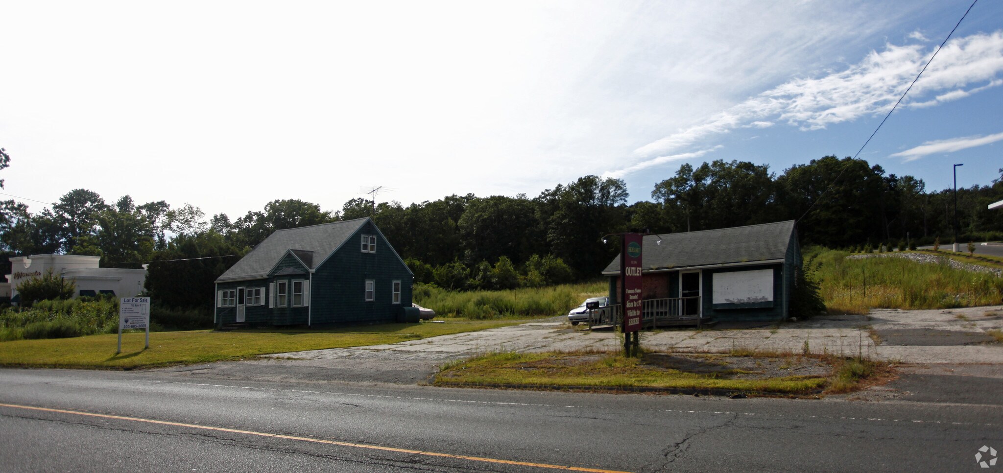 715-717 Main St, Monroe, CT à vendre Photo principale- Image 1 de 10