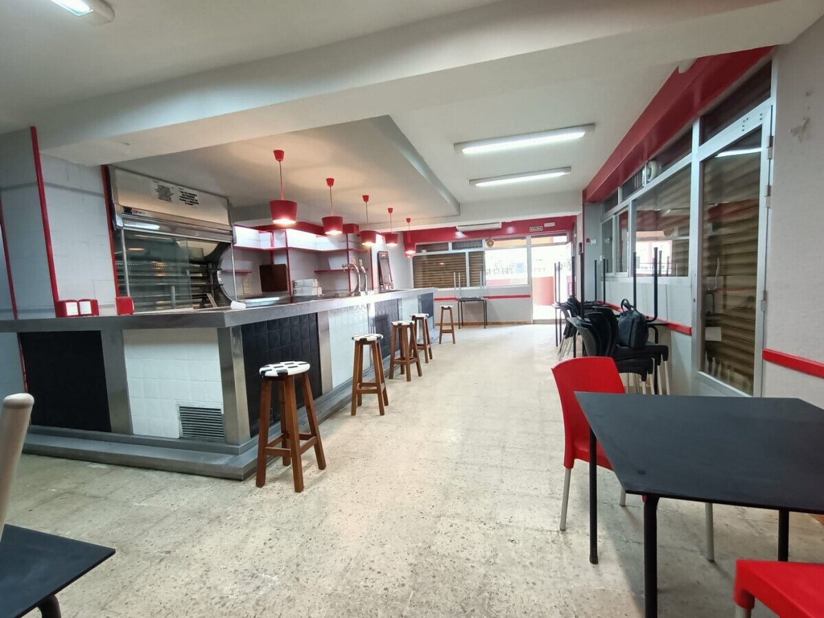 Martorell, BAR 08760 - - - Interior Photo - Image 2 of 6