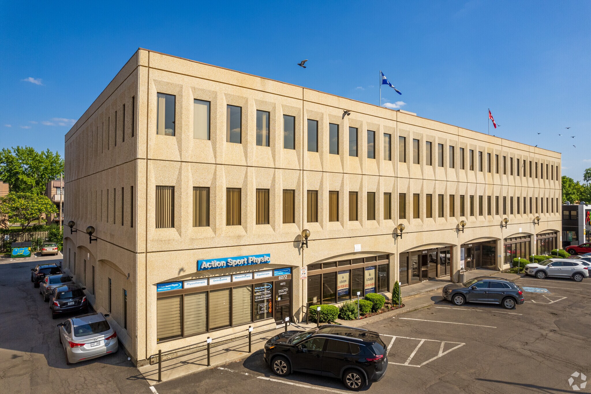 6072 Rue Sherbrooke E, Montréal, QC for sale Primary Photo- Image 1 of 1