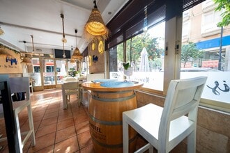 Retail in València, Valencia for lease Interior Photo- Image 2 of 17