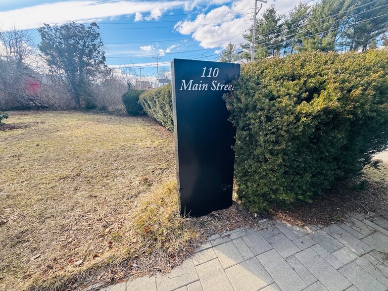 110 Main St, Kingston, MA for sale - Building Photo - Image 3 of 17