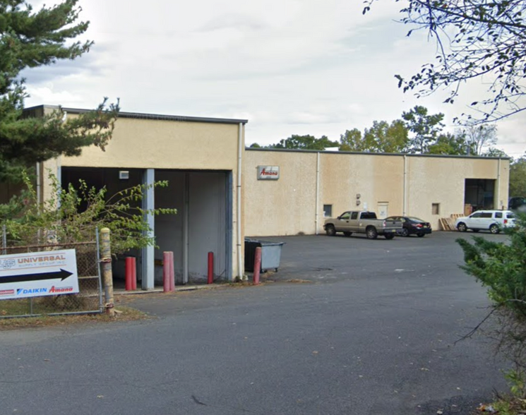 601 Nassau St, North Brunswick, NJ for lease - Building Photo - Image 1 of 2