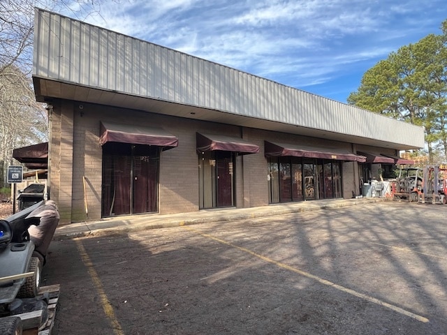 6965 Commercial Dr, Morrow, GA for sale Building Photo- Image 1 of 5