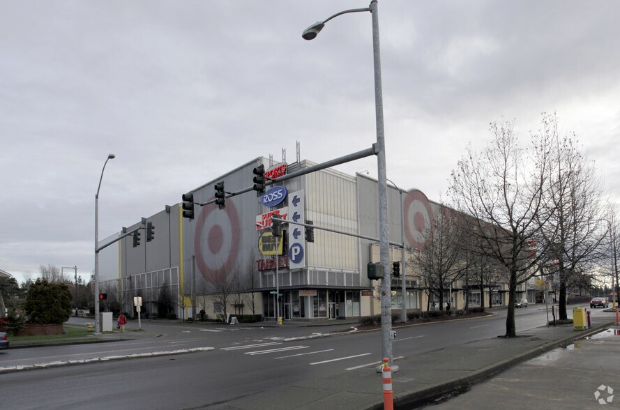 300-500 NE Northgate Way, Seattle, WA à louer - Photo du bâtiment - Image 2 de 4