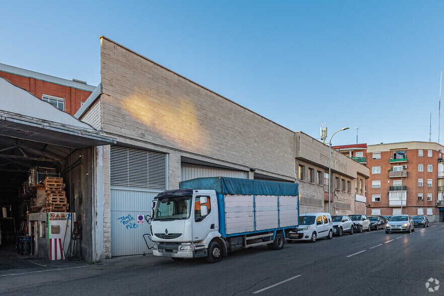 Calle Aguacate, 19, Madrid, Madrid à louer - Photo du bâtiment - Image 2 de 3