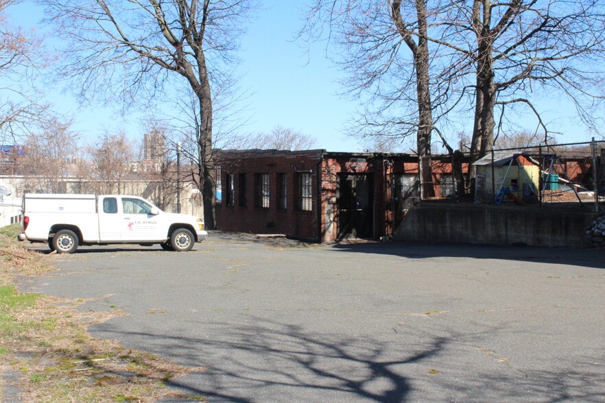 65 Main St, Springfield, MA for sale - Building Photo - Image 1 of 7