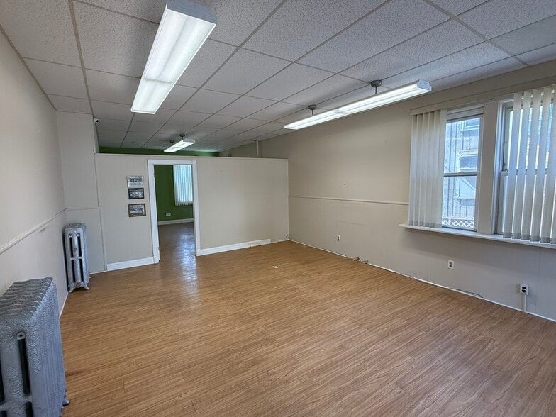 28 Main St, Netcong, NJ for lease - Interior Photo - Image 2 of 6