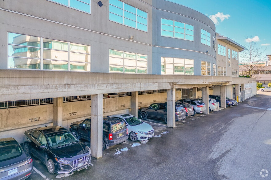 32525 Simon Ave, Abbotsford, BC for lease - Building Photo - Image 3 of 8