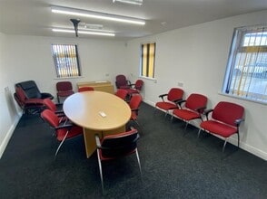 Larsen Rd, Goole for lease Interior Photo- Image 2 of 4
