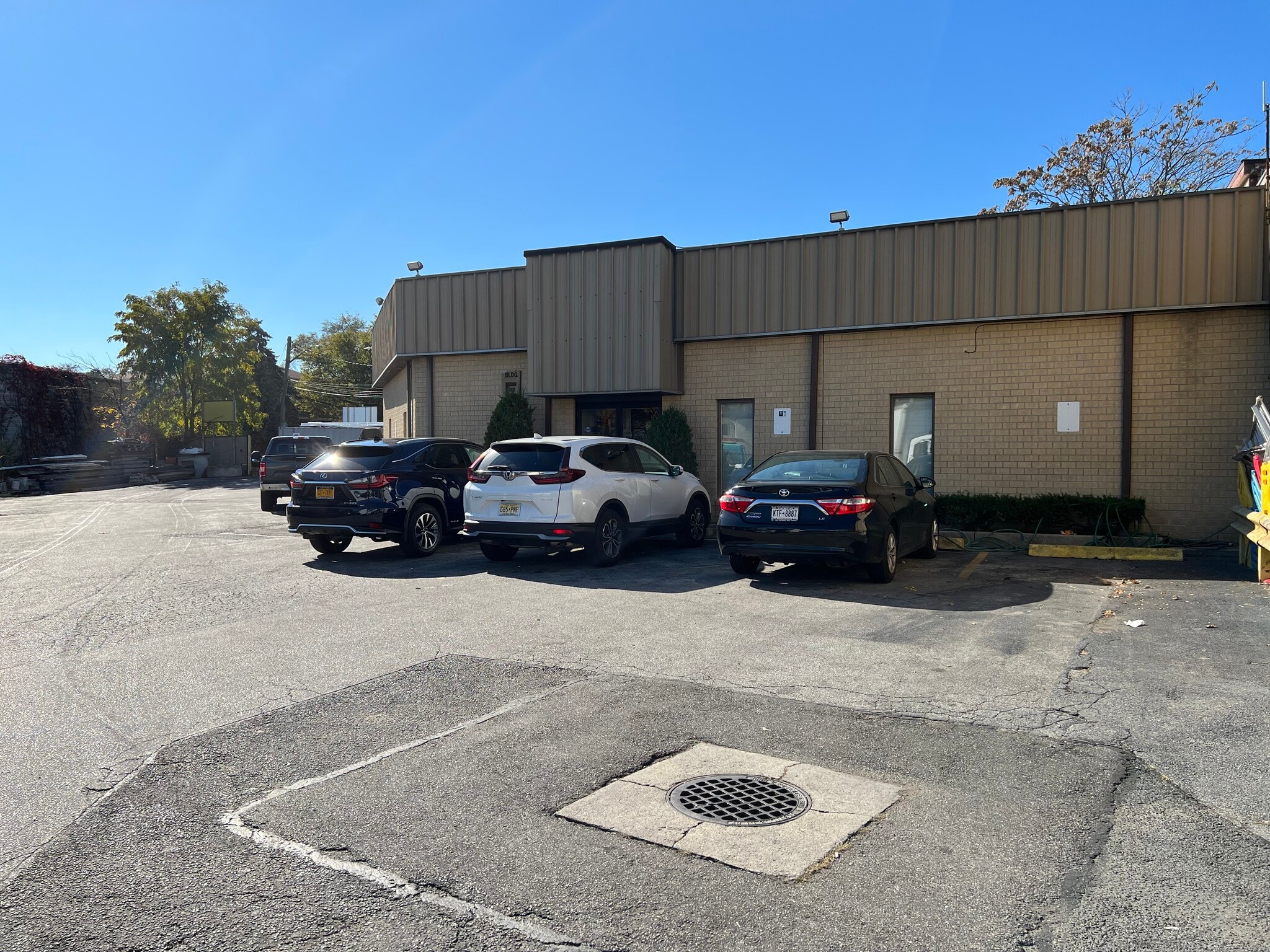 1370 Frankton St, Rosedale, NY for lease Primary Photo- Image 1 of 5