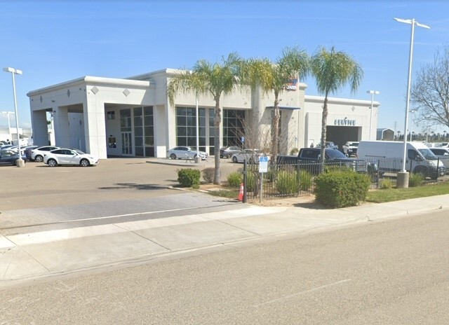 321 Prosperity Blvd, Chowchilla, CA for sale - Building Photo - Image 1 of 17